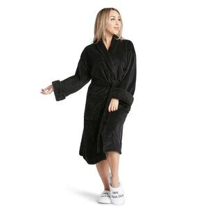 NWT LA Trading Co black embroidered graphic plush robe
